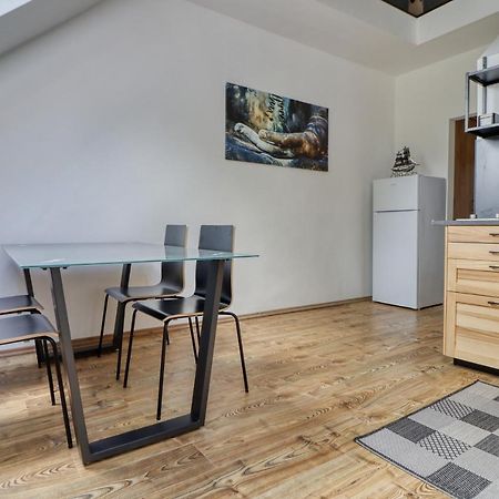 Zenloft Apartman エゲル エクステリア 写真
