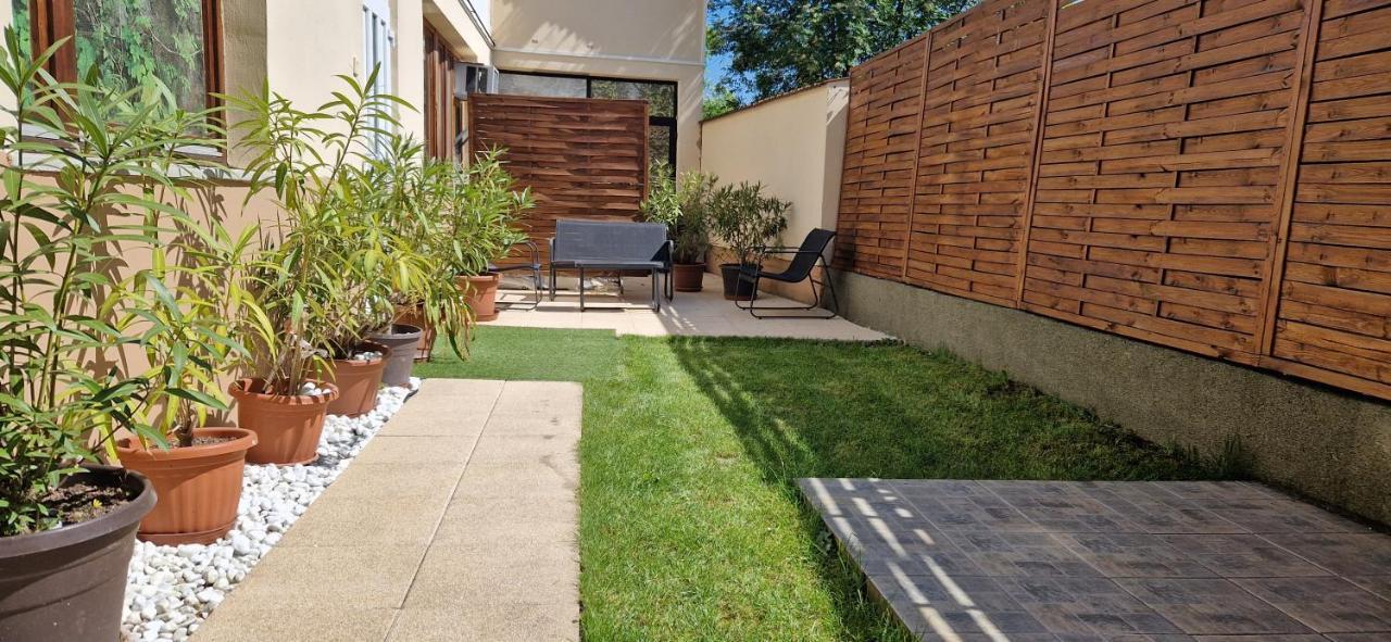 Zenloft Apartman エゲル エクステリア 写真